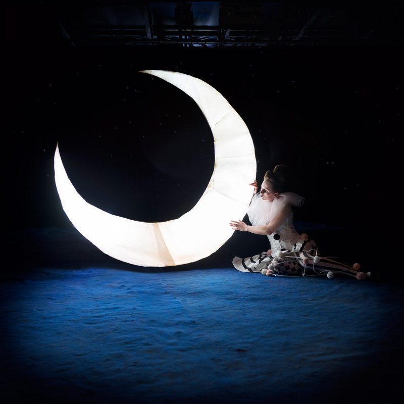 Delphine Millet Moonchild - Staged photography delicate sensitive pierrot moon circus magic surrealist - Art conceptual photographer in Berlin